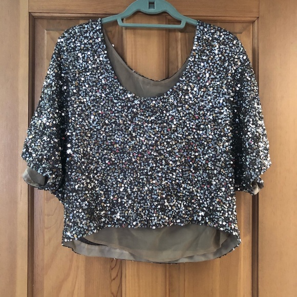 Vince for Bergdorf Goodman Gold Sequin Top - Picture 2 of 13